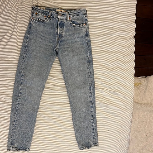 Levi's Denim - Levi’s wedgie fit size 26